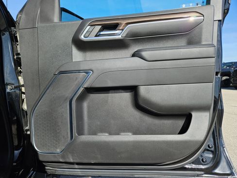 Used 2023 Chevrolet Silverado 1500 LT Trail Boss w/ Protection Package image 29