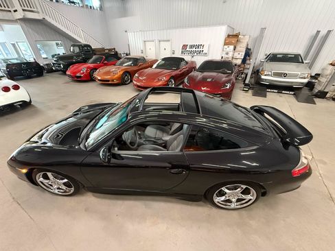 Used 2002 Porsche 911 Targa RWD image 71