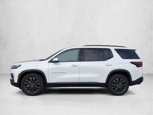 Used 2023 Chevrolet Traverse RS AWD/4WD image 4