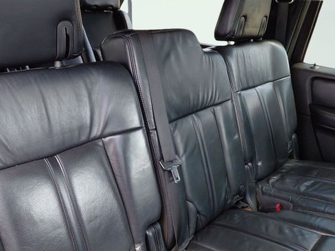 Used 2016 Lincoln Navigator L Select AWD/4WD image 15