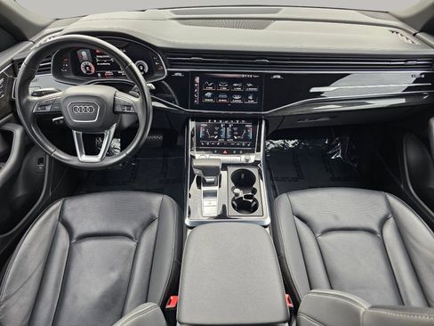 Used 2019 Audi Q8 Prestige w/ Towing Package image 2