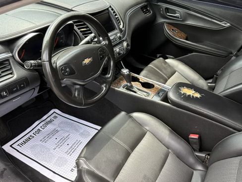 Used 2015 Chevrolet Impala LT w/ Convenience Package FWD image 11