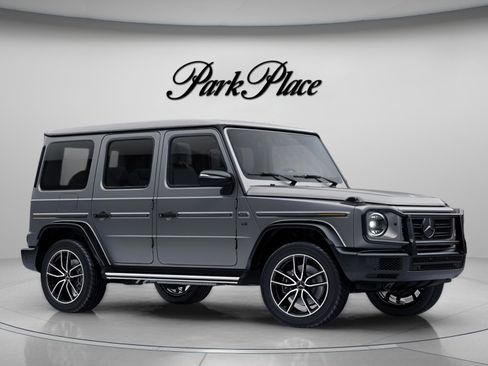 Used 2021 Mercedes-Benz G 550 image 32