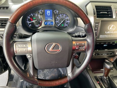 Used 2019 Lexus GX 460 Premium image 11