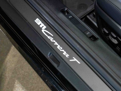 Used 2026 Porsche 911 Carrera T RWD image 22