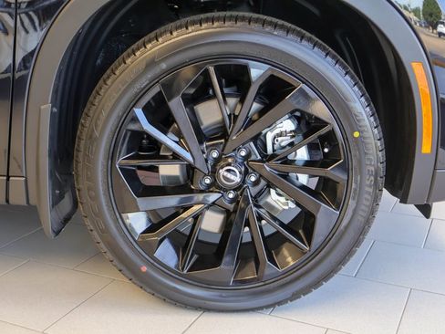 New 2026 Nissan Rogue SL AWD/4WD image 19