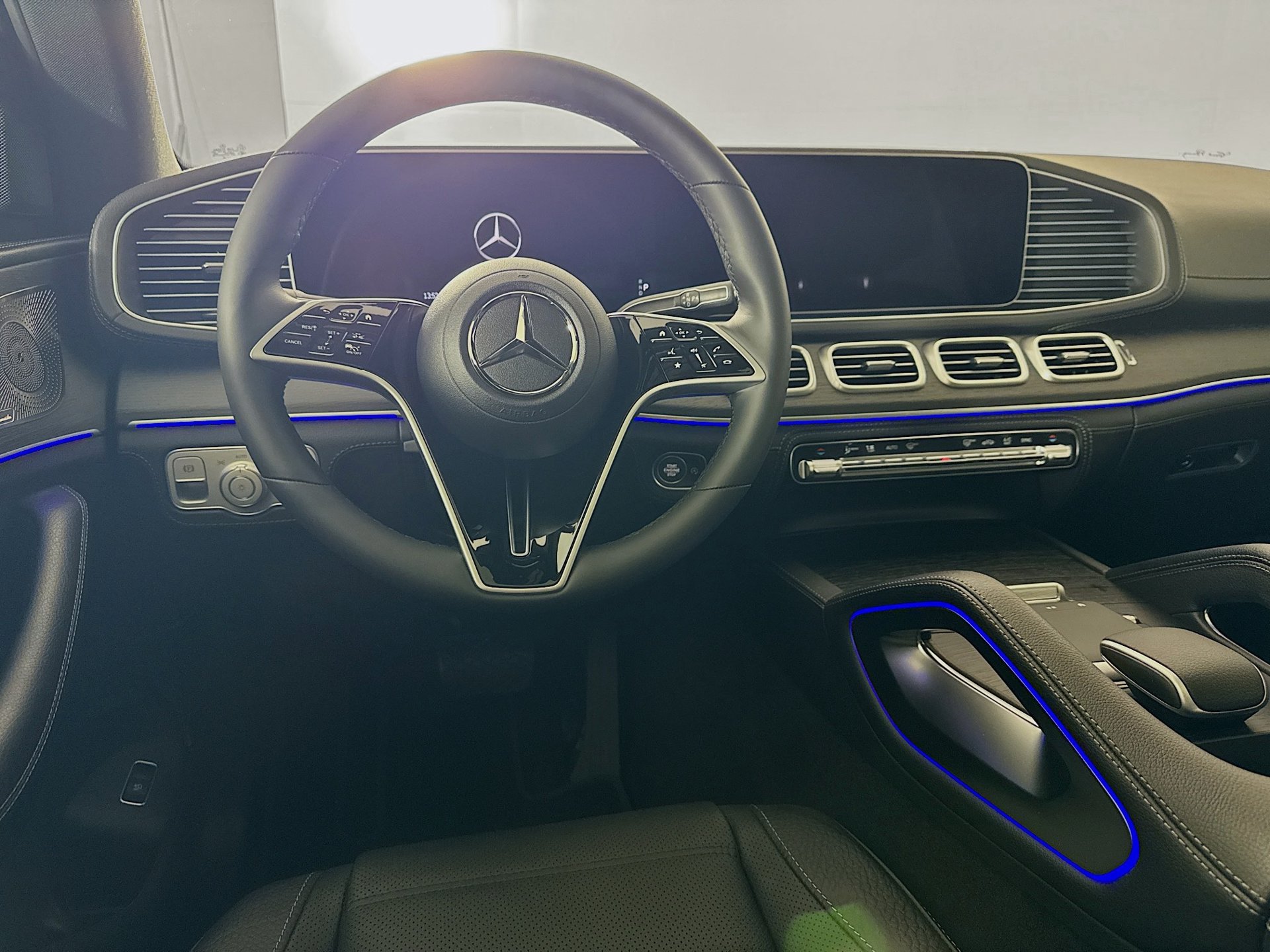 New 2026 Mercedes-Benz GLE 450 4MATIC Coupe image 25
