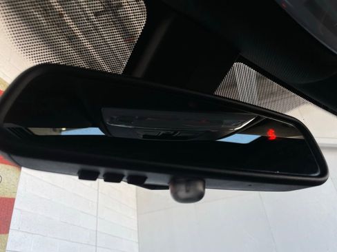 Used 2018 BMW 320i 320i image 40