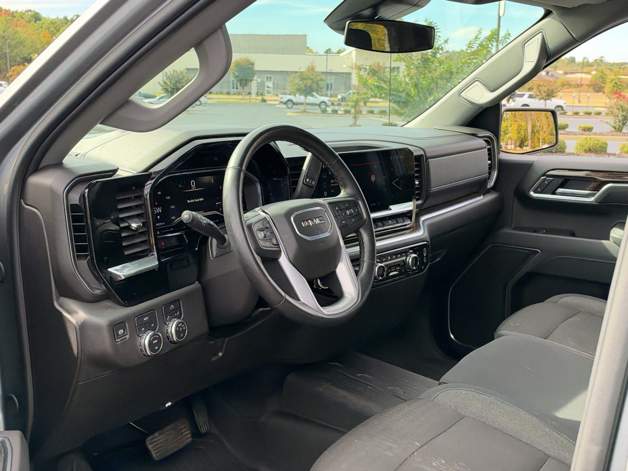 Used 2025 GMC Sierra 1500 Elevation AWD/4WD image 10