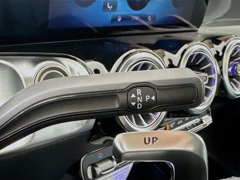 New 2026 Mercedes-Benz GLB 35 AMG 4MATIC image 17