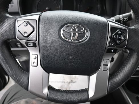 Used 2021 Toyota 4Runner SR5 image 6