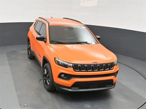 New 2026 Jeep Compass Latitude image 34