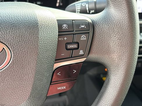 Used 2025 Toyota Camry LE FWD image 18