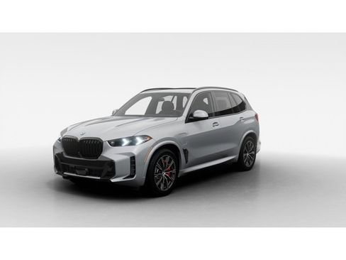 New 2026 BMW X5 xDrive50e w/ M Sport Package AWD/4WD image 1