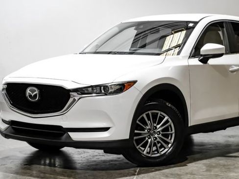 Used 2017 MAZDA CX-5 Touring w/ I-ACTIVSENSE Package image 6