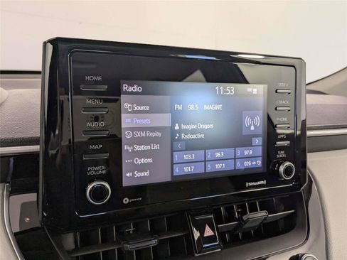 Used 2022 Toyota Corolla Cross L image 16