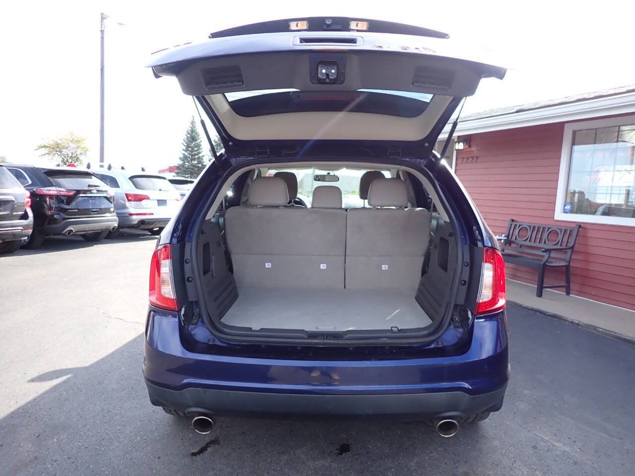 Used 2011 Ford Edge SEL w/ 202A Rapid Spec Order Code AWD/4WD image 5