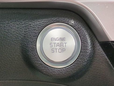 Used 2025 Kia Telluride S image 29