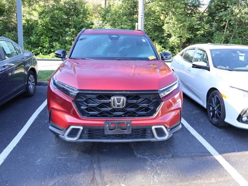 Used 2023 Honda CR-V Sport Touring image 2