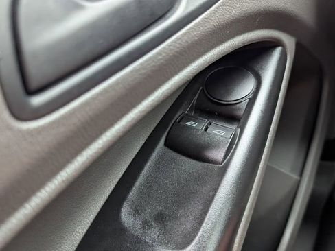 Used 2019 Ford Transit Connect XL image 38