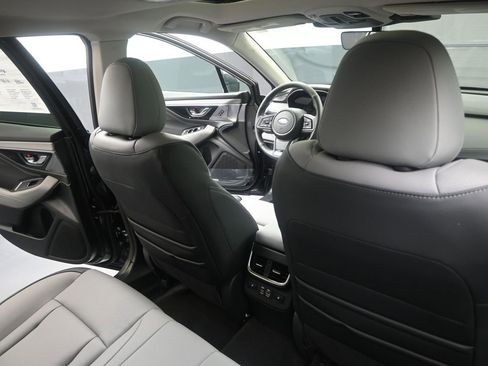 Certified 2025 Subaru Outback Limited image 15