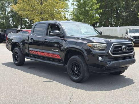 Used 2022 Toyota Tacoma SR5 w/ Technology Package RWD image 15