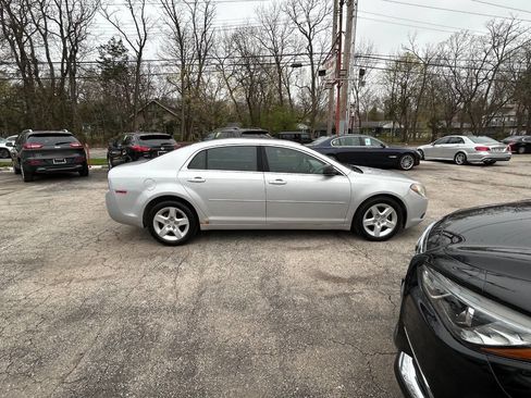 Used 2010 Chevrolet Malibu LS image 14