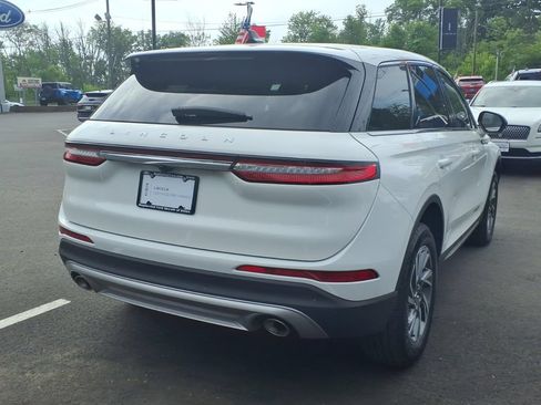 Certified 2023 Lincoln Corsair AWD w/ Rear Removable Package Tray image 4