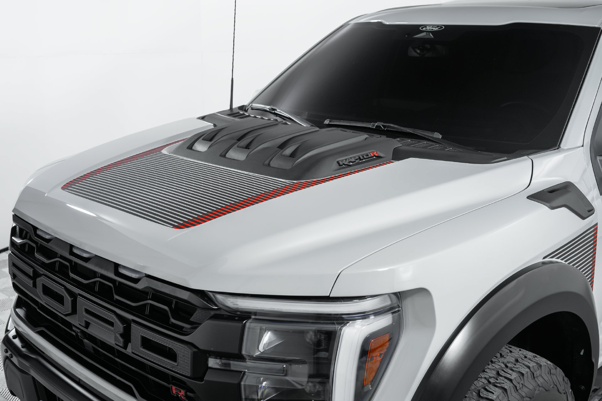 Used 2024 Ford F150 Raptor w/ Equipment Group 803A Raptor R AWD/4WD image 83