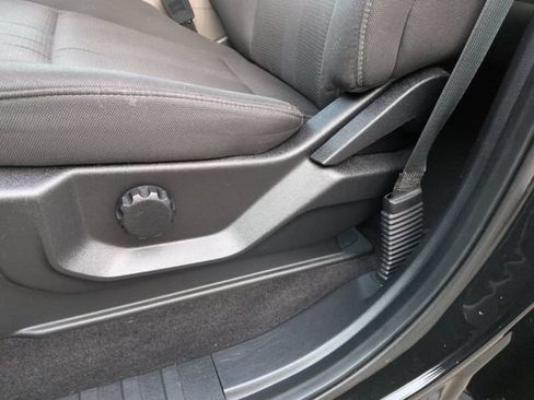 Used 2019 Ford F150 XL w/ Equipment Group 101A Mid AWD/4WD image 12