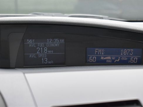 Used 2013 MAZDA MAZDA3 i Touring w/ Preferred Equipment Pkg FWD image 19