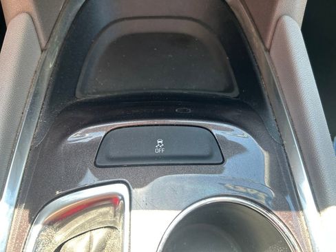Used 2022 Chevrolet Malibu LT FWD image 26