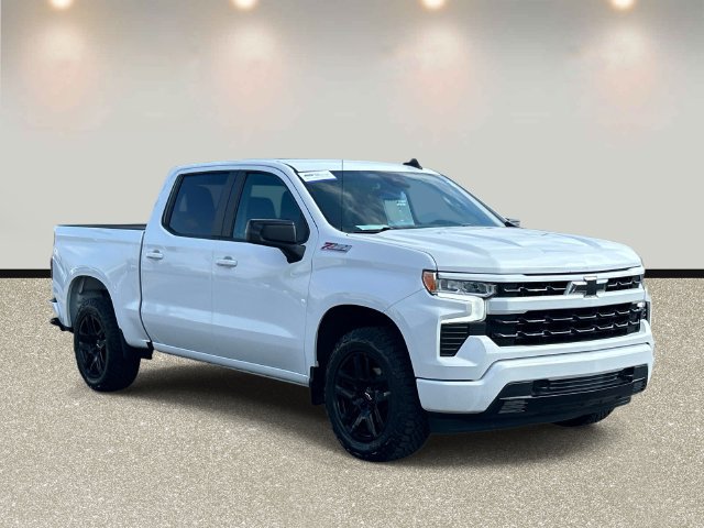 Used 2023 Chevrolet Silverado 1500 RST w/ Z71 Off-Road Package AWD/4WD image 3