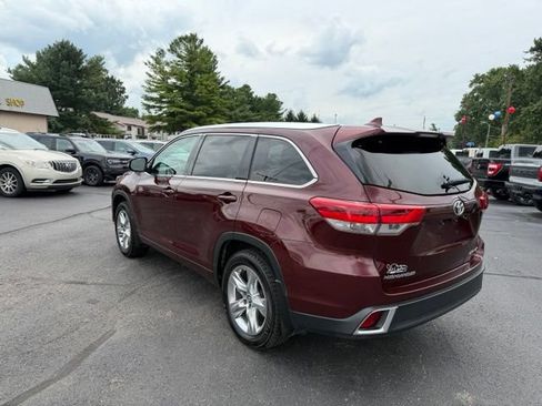 Used 2017 Toyota Highlander Limited AWD/4WD image 12