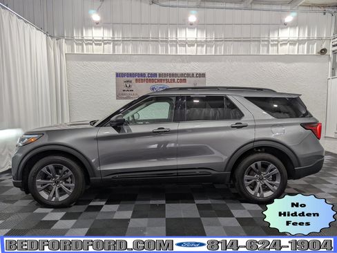 Used 2026 Ford Explorer Active w/ Active Comfort Package AWD/4WD image 1