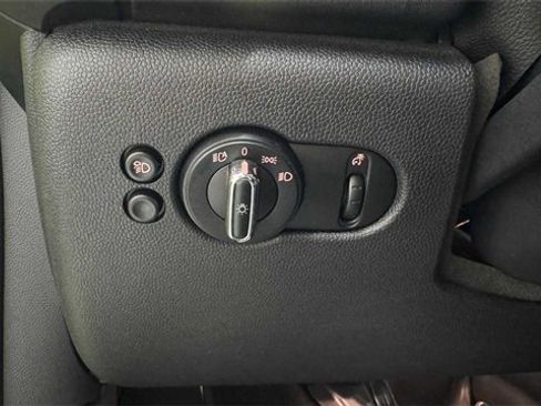 Used 2022 MINI Cooper S image 29