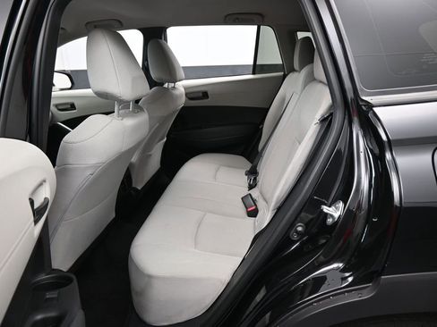Used 2022 Toyota Corolla Cross L FWD image 26