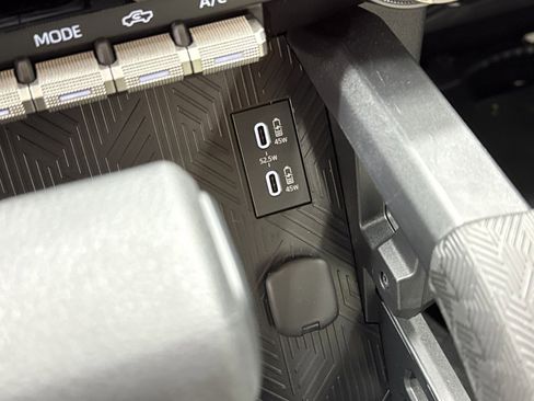 New 2025 Toyota Tacoma SR5 image 28