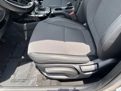 Used 2024 Kia Seltos S FWD image 15