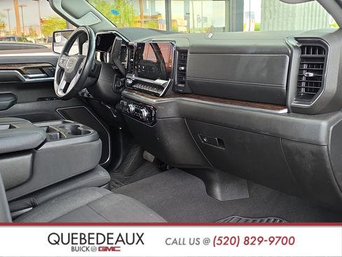 Used 2024 GMC Sierra 1500 Elevation image 33