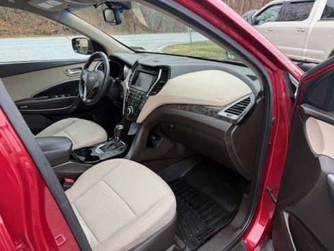 Used 2018 Hyundai Santa Fe Sport w/ 2.4L Value Package 02 image 11