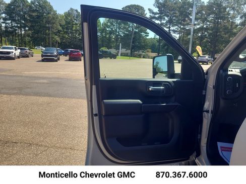 New 2026 Chevrolet Silverado 2500 Custom w/ Custom Value Package AWD/4WD image 22