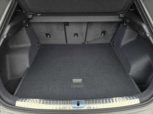 New 2025 Audi Q3 2.0T Premium Plus image 16