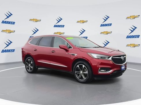 Used 2019 Buick Enclave Essence w/ LPO, Sport Appearance Package image 2
