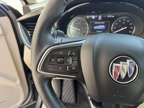 Used 2023 Buick Envision Avenir image 14