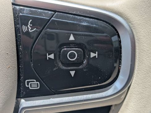 Used 2024 Volvo XC90 B6 Plus AWD/4WD image 30