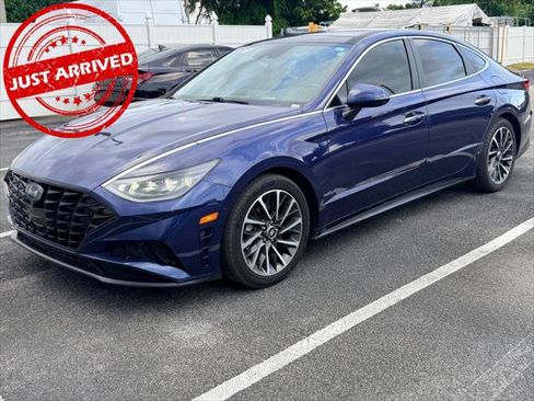 Used 2022 Hyundai Sonata Limited FWD image 2