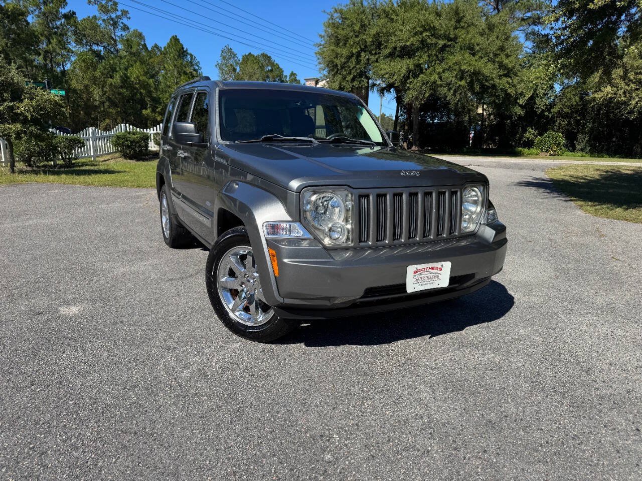 Used 2012 Jeep Liberty Sport AWD/4WD image 37