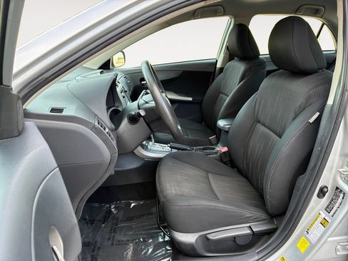 Used 2013 Toyota Corolla S FWD image 13