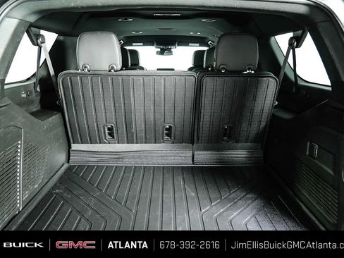Used 2023 GMC Yukon XL SLT AWD/4WD image 64